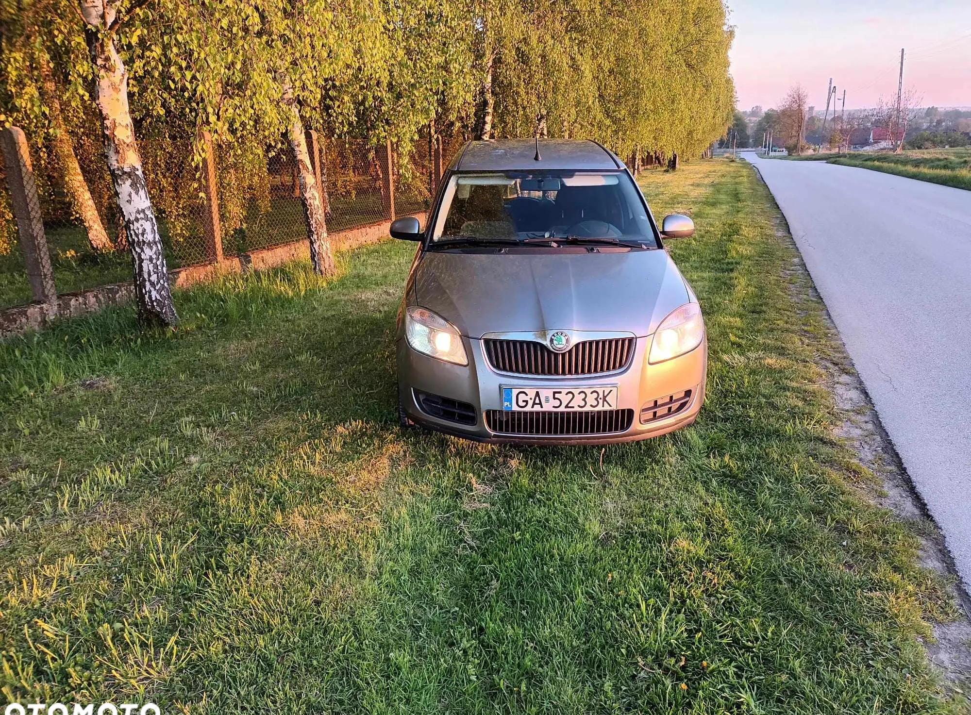 Skoda Roomster cena 13700 przebieg: 263600, rok produkcji 2010 z Jędrzejów małe 172